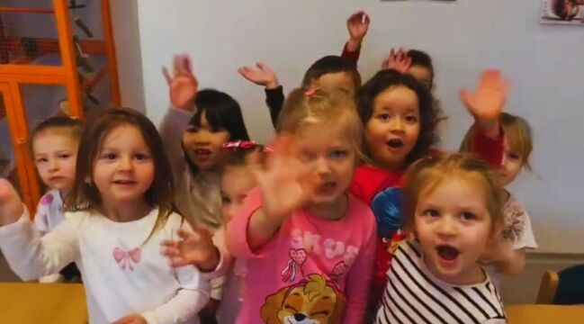 😊PROHLÍDKA NAŠÍ MŠ – TŘÍDY A INHALACE 😊